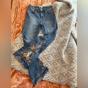 Embroidered 🌵 Floral Western Flare Women Jeans - Blue Denim